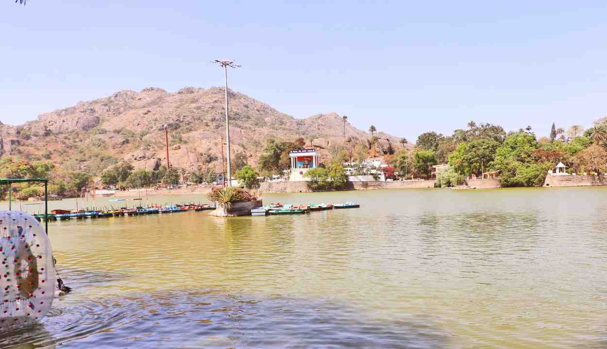 Mount Abu Tour Package
